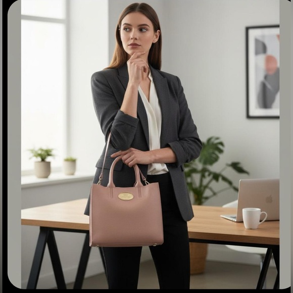 Roberto Cavalli Blush-Pink Leather Three-Way Bag - Picture 3 of 16